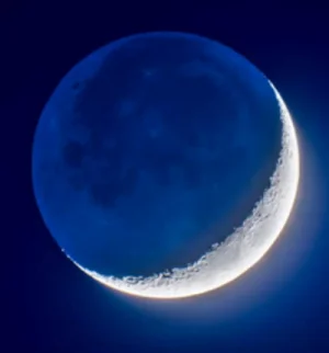 nacht van de duisternis: Op zoek naar een nieuwe maan!